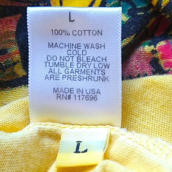 ♥️SOLD♥️ 2B Free Joyful Graphic Golden Yellow Tee - Picture 9 of 11